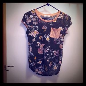 Wallflower brand floral tshirt